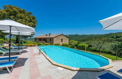 Volterra Villa | 95 m² Villa ∙ 2 bedrooms ∙ 4 guests