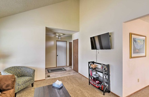 Abbott Loop Apartment | 96 m² Apartment ∙ 2 bedrooms ∙ 6 guests