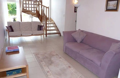 Saint-Palais-de-Phiolin House | 97 m² House ∙ 3 bedrooms ∙ 7 guests