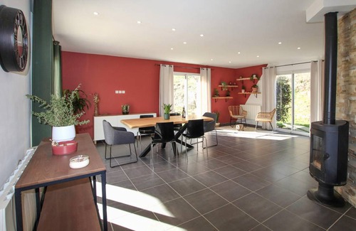 La Valla-en-Gier House | 97 m² House ∙ 3 bedrooms ∙ 6 guests