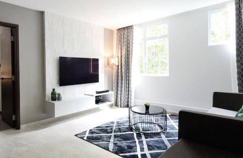 Orchard Apartment | 97 m² Serviced apartment ∙ 3 bedrooms ∙ 5 guests