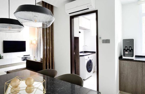 Orchard Apartment | 97 m² Serviced apartment ∙ 3 bedrooms ∙ 5 guests
