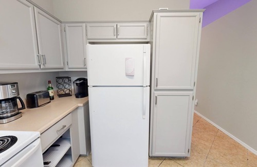 Castle Rock Condo | 971 sf 2 Bedroom 2 Bath Townhouse 3 mi to Westgate