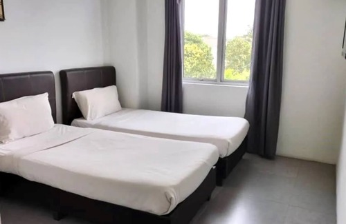 Gelang Patah Hotel | 988 Hotel
