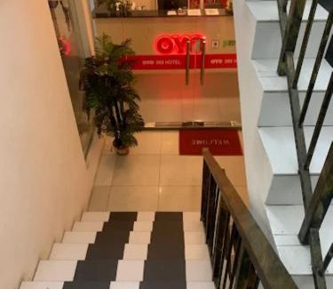 Gelang Patah Hotel | 988 Hotel