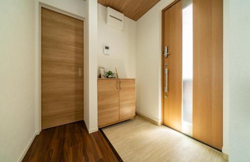 Higashitateishi Apartment | 99, Higashi-tateishiA 2nd and 3rd floor apartment