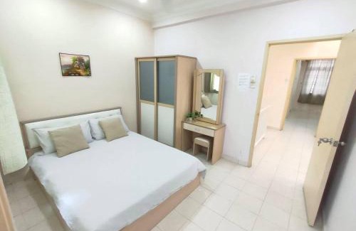 Teluk Intan House | 99 homestay teluk intan 5 min to Leaning Tower