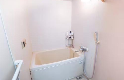 Toshima Apartment | 9th floor Elevator Yamanote Line Komagome Station 3 mins walk 3 rooms 1 room 1 room Direct access to Shinjuku Ueno Akihabara Ginza Tokyo Ikebukuro Shinjuku Shibu