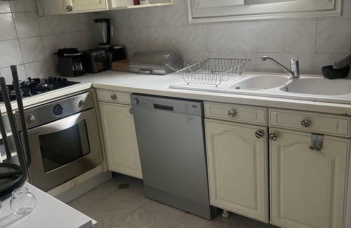Chemin de l'Ile Apartment | A 15 Minutes de Paris ! Appartement au RDC D'une Maison de Ville