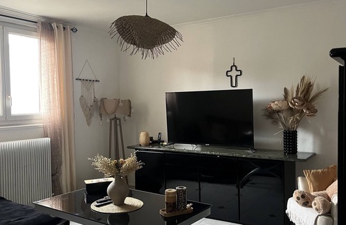 Chemin de l'Ile Apartment | A 15 Minutes de Paris ! Appartement au RDC D'une Maison de Ville