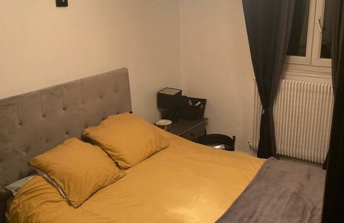 Chemin de l'Ile Apartment | A 15 Minutes de Paris ! Appartement au RDC D'une Maison de Ville