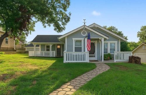 Tyler House | A 1921 Craftsman With Charm
