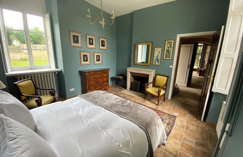 Villiers-Saint-Benoit Other | A 1h30 de Paris, une Château Confortable et Lumineux et son Parc de 3 Hectares
