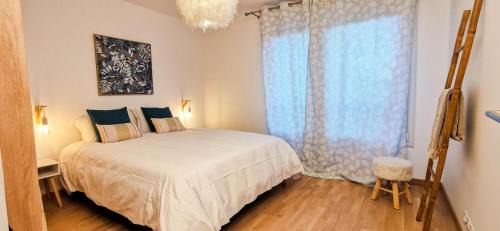 Sevrier Apartment | A 2 PAS DU LAC - WIFI - Garage - Netflix - Disney+ - Lac