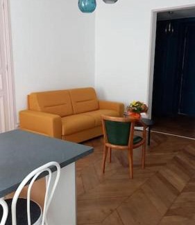 Saint-Jean-d'Angely Apartment | A 2 pas du marché