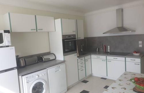 Fort-Mahon-Plage Apartment | A 200m de la Plage, 50m des Commerces, 30m2 de Terrasse Ensoleillée
