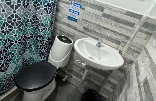 Fontibon House | ¡A 25 Minutos del Aeropuerto el Dorado! Casa Hospedaje Holcay
