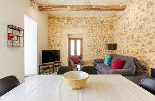 Zebbug Apartment | A 2BR farmhouse with private pool in Zebbug & BBQ by 360 Estates