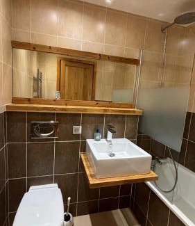 Val Claret Apartment | A 5 min du LAC ! 3 pièces 46m2, 6 personnes TIGNES VAL CLARET 2300m