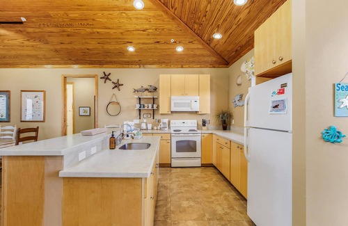 North Captiva House | A Beachfront Oasis - Set Sail at the SS. Minnow!