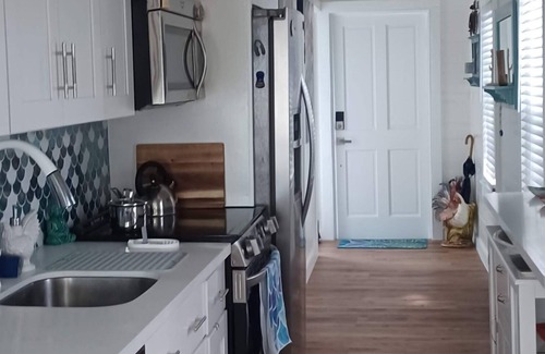 The Meadows Cottage | A beautiful cottage for rent in old town Key West
