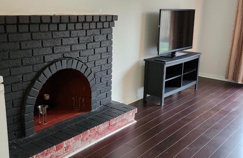 Mississauga Apartment | A beautiful environmental friendly ground floor house