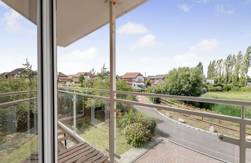 Sheerness Cottage | A beautiful large house on an exclusive estate.
