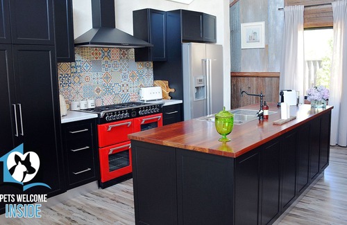 West Beach House | A Beautiful Property, Walking Distance to the Beach in Esperance WA!