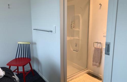 Te Anau House | A Beauty on Bligh St Te Anau