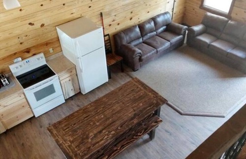Hill City Cabin | A Black Hills Vacation in Comfort at Elk Hollow Cabin!