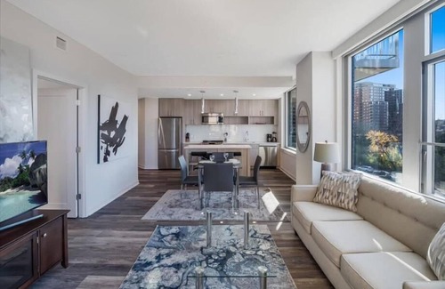 Reston Apartment | A block to Metro | Kitchen + W/D | Reston Town Center