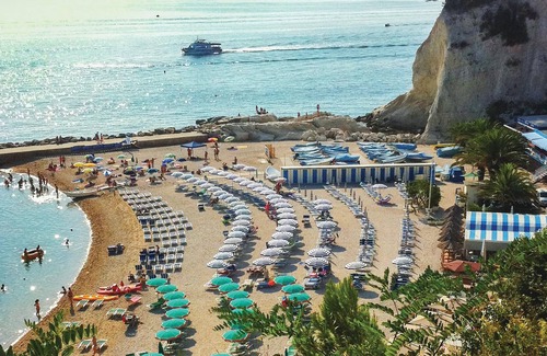 Grottammare Apartment | A bright and welcoming apartment on the fifth floor, with a stone's throw you are at the sea.