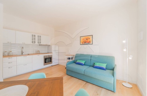 Magazzini Apartment | A Casa di Massi surronded by greenery of Magazzini