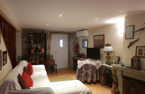 Gouveia House | A casinha do beco