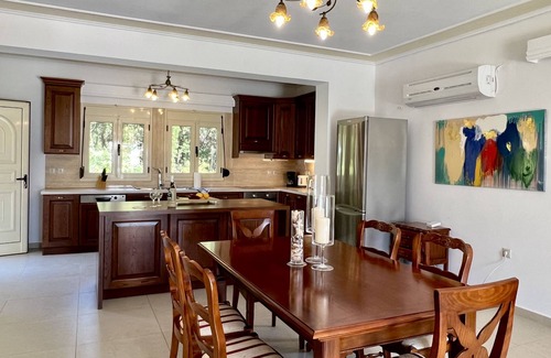 Fiskardo Villa | A Charming 3 Bedroom Villa, 4 Bathrooms, Private Pool, Sea Views, Short drive to the beach, local ta