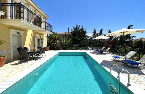 Fiskardo Villa | A Charming 3 Bedroom Villa, 4 Bathrooms, Private Pool, Sea Views, Short drive to the beach, local ta