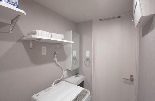 Higashiueno Apartment | A Chic and Contemporary Trendy bnb in the Heart of the City- E02f