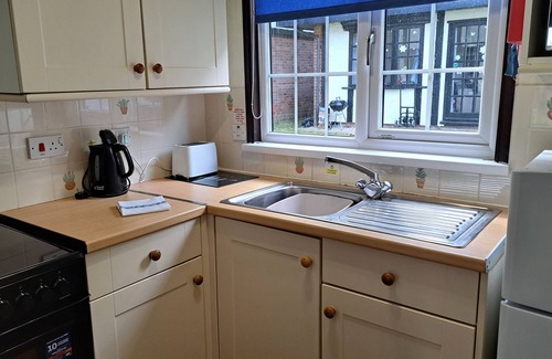 Saint Erth Praze Apartment | A comfortable accommodation for up to nine guests set within the grounds of Tolroy Manor