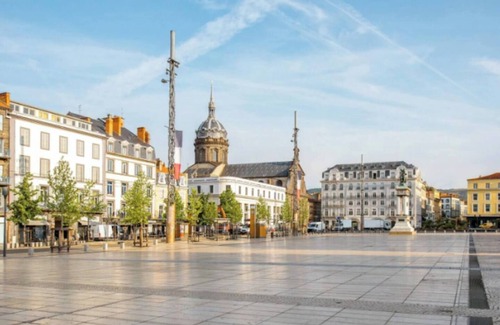 Clermont-Ferrand Apartment | A comfortable, practical stay