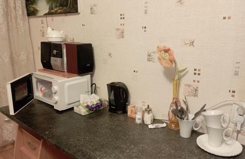 Lasnamae Apartment | A comfortable room with balcony