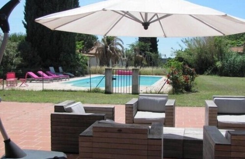 Lunel House | A corner of paradise close to the sea