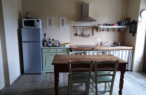 Parlascio Apartment | A corner of paradise with breathtaking views of the hills!