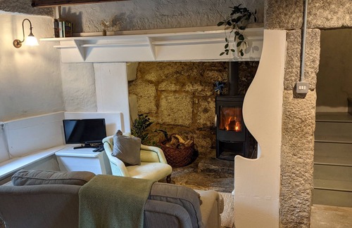 Penryn Cottage | A cosy cottage in the heart of North Helford