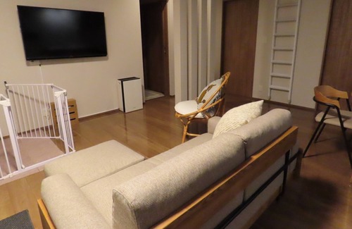 Sumoto Cottage | A cottage for rent based on the concept of spendi / Sumoto Hyōgo