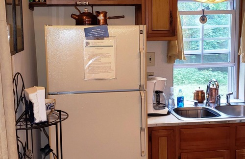 Fort Loudon Cottage | A Cottage in Woods Near Skiing, Lake, and Historical Sites