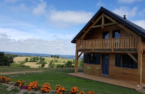 Albaret-le-Comtal Ski Chalet | A COUNTRY CHALET