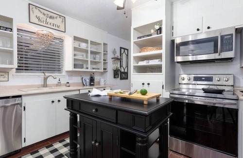 Boerne House | A Country French Getaway in Boerne