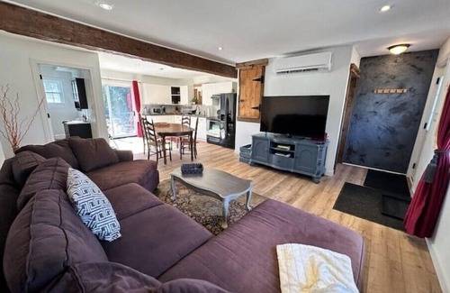 North Dumfries Apartment | A Country Stay Just Minutes Awayn