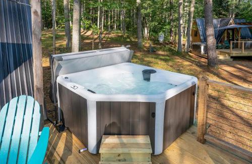 Oxford Apartment | A Cozy A-Frame Escape with Hot Tub
