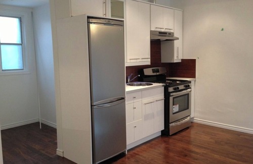 Trinity - Bellwoods House | A Cozy & Bright Apartment w/Terrace-Friendly Neighbourhood Downtown Toronto
